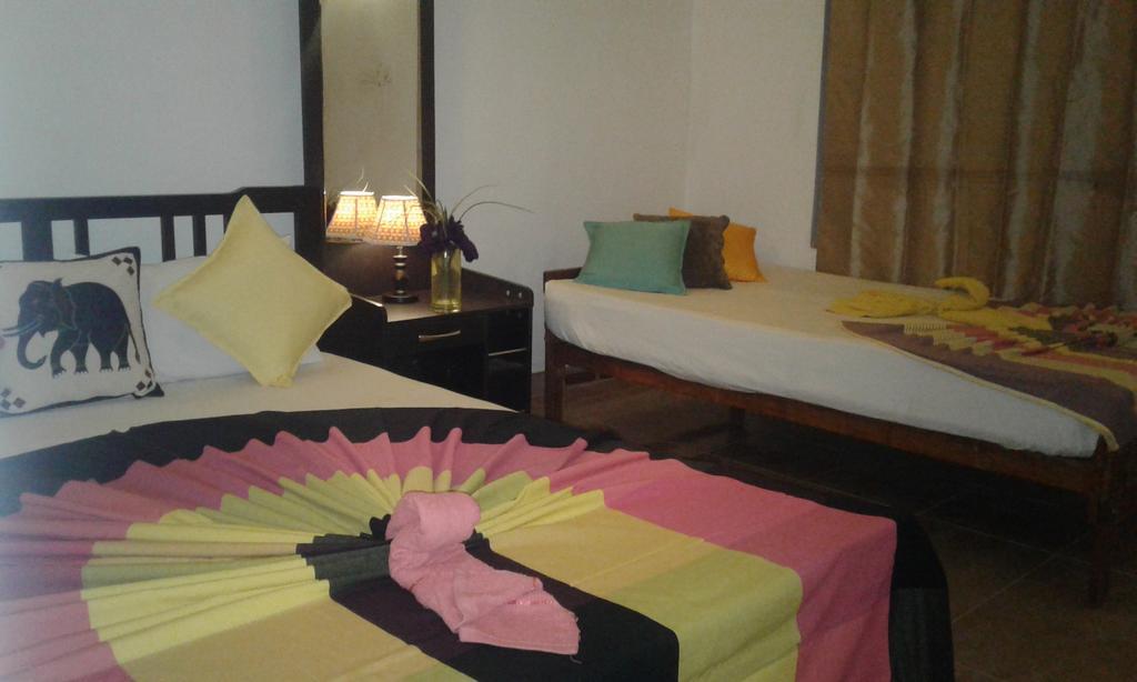 River Retreat Sigiriya Exterior foto